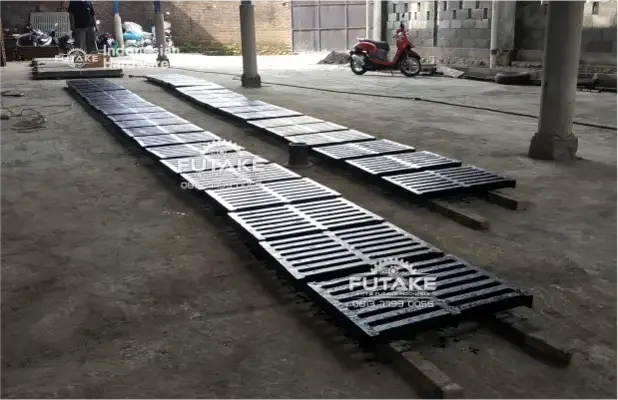Tutup Got besi cor langsung produsen