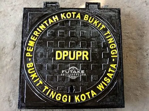 Manhole-Cover-Baja-Cor-DPUPR-Bukit-Tinggi-Kota-Wisata