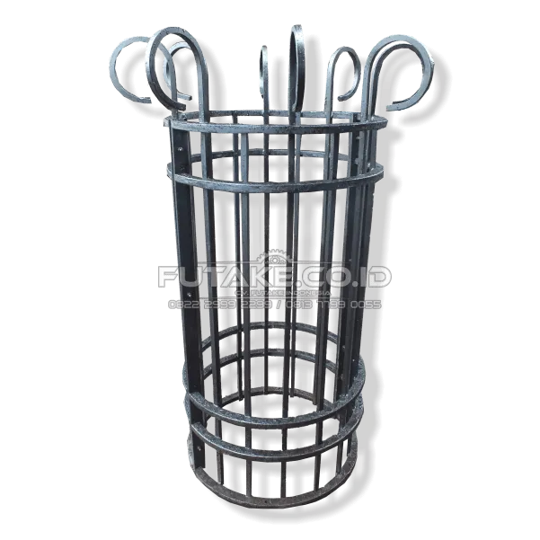 Custom Trees Case Manhole Tanaman