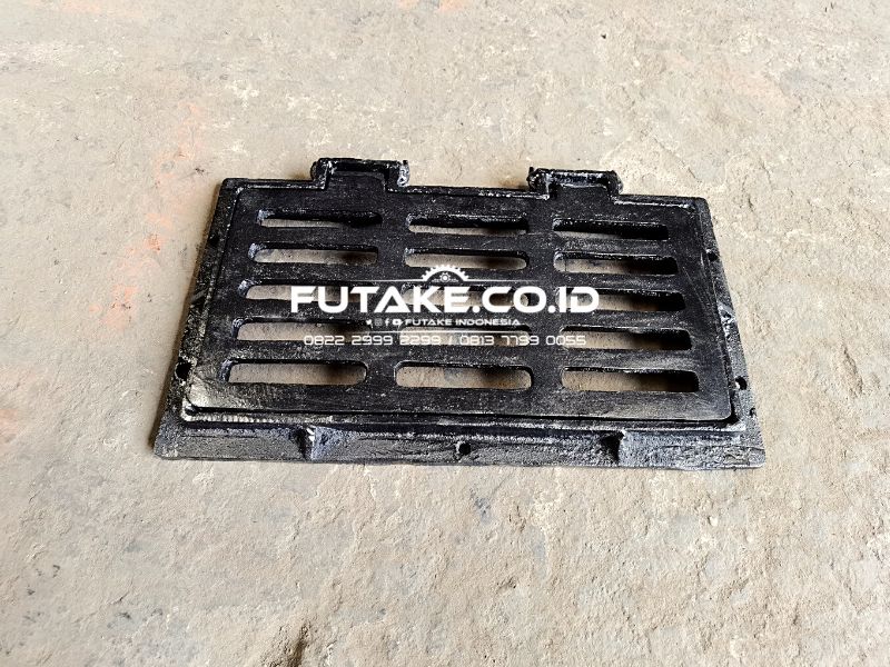 Tutup Besi Saluran Drainase Perkotaan