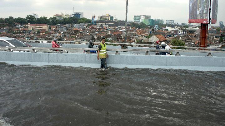Deck Drain Jembatan Tidak Baik