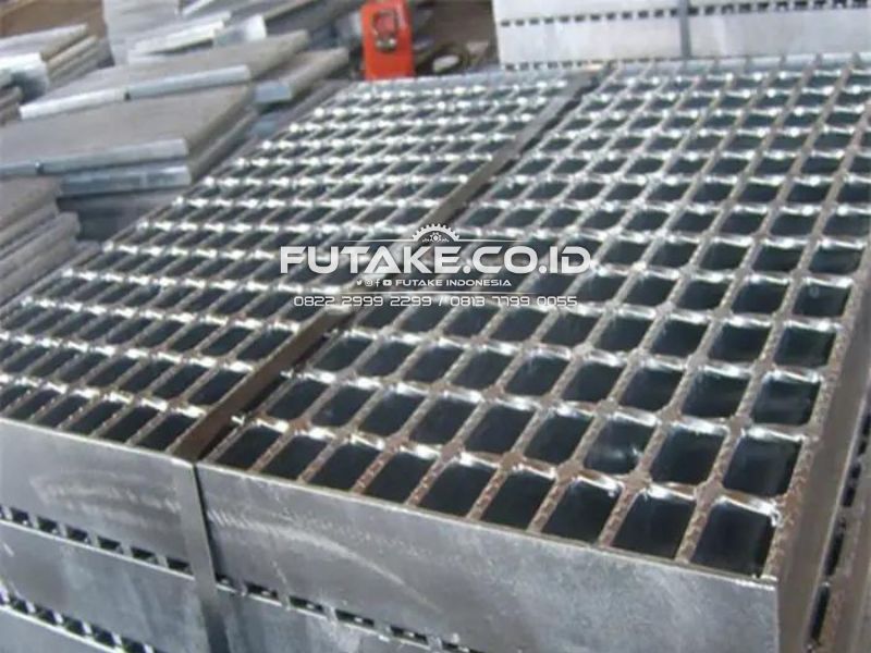 Grating Tutup Drainase Galvanis