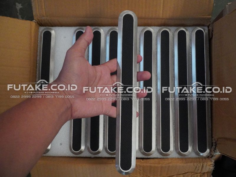 Guiding Block Jalur Difabel Stainless