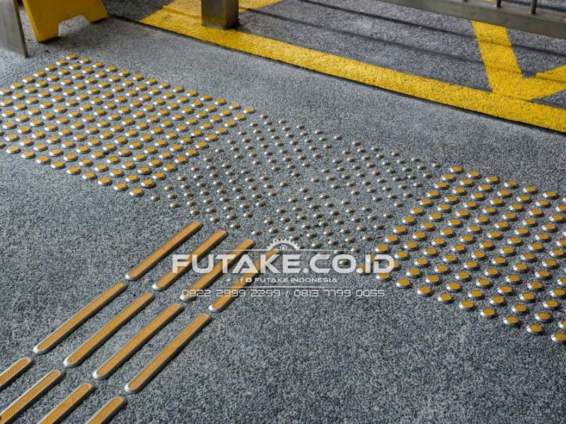 Guiding Block Tunanetra Stainless dan Pemasangannya