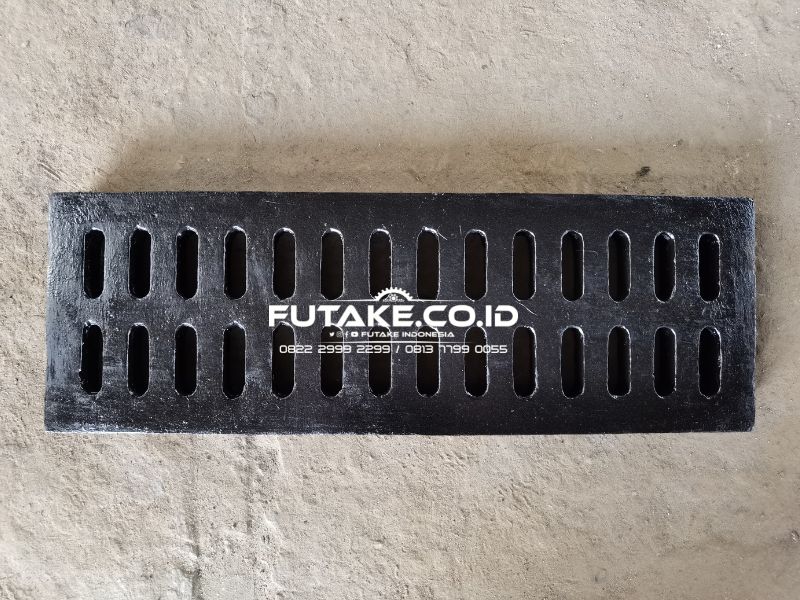 Gutter Grill Bahan Besi Cor Tutup Selokan bermutu