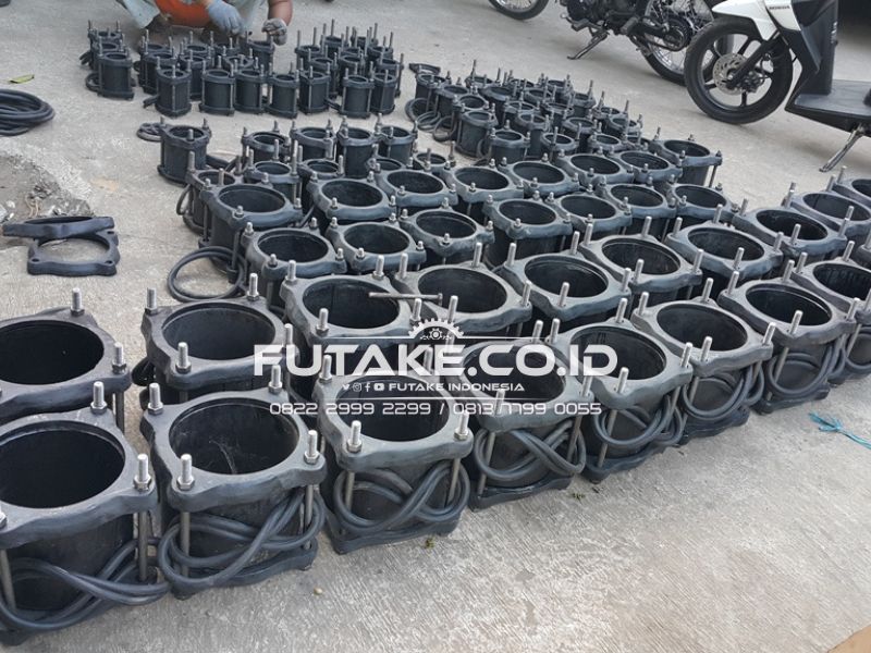 Giboult Joint HDPE Bahan Besi Cor