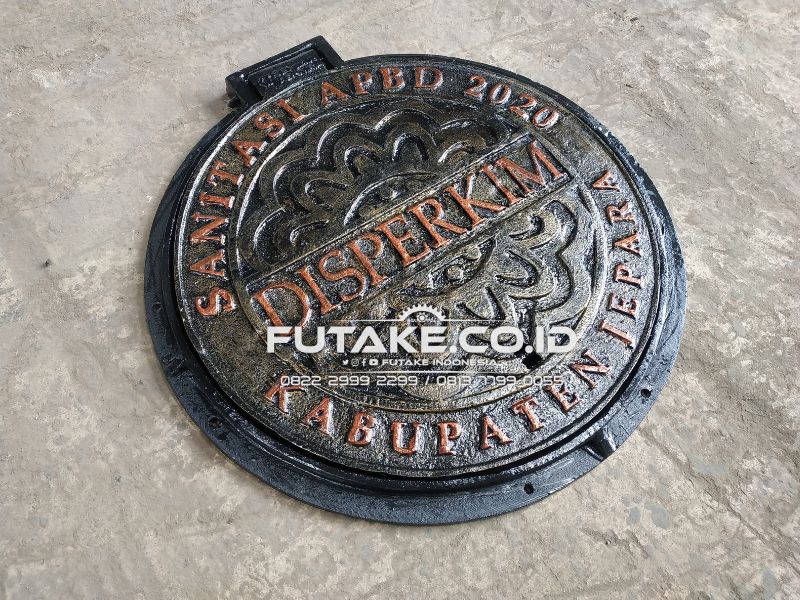 Manhole Cover atau Tutup Got Besi