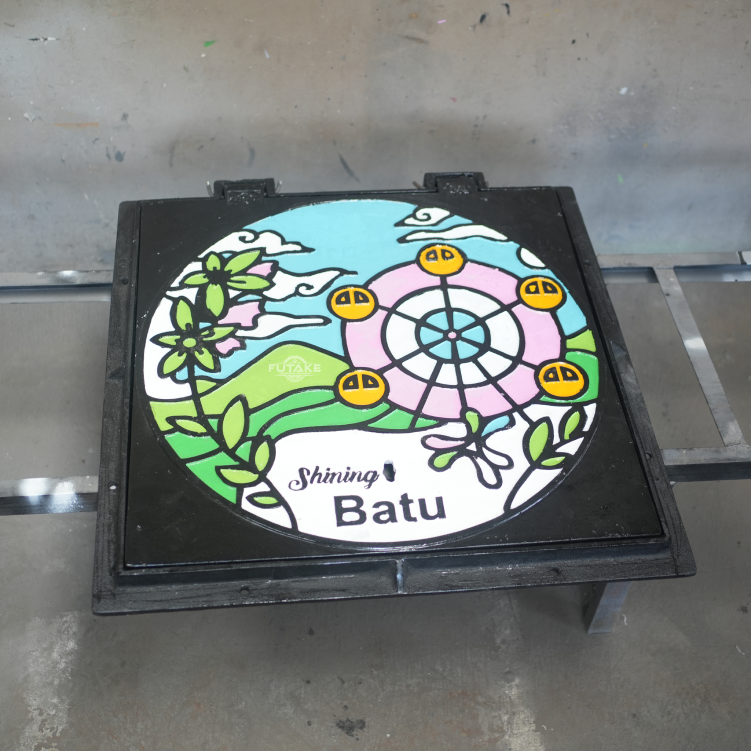 model manhole custom kota batu