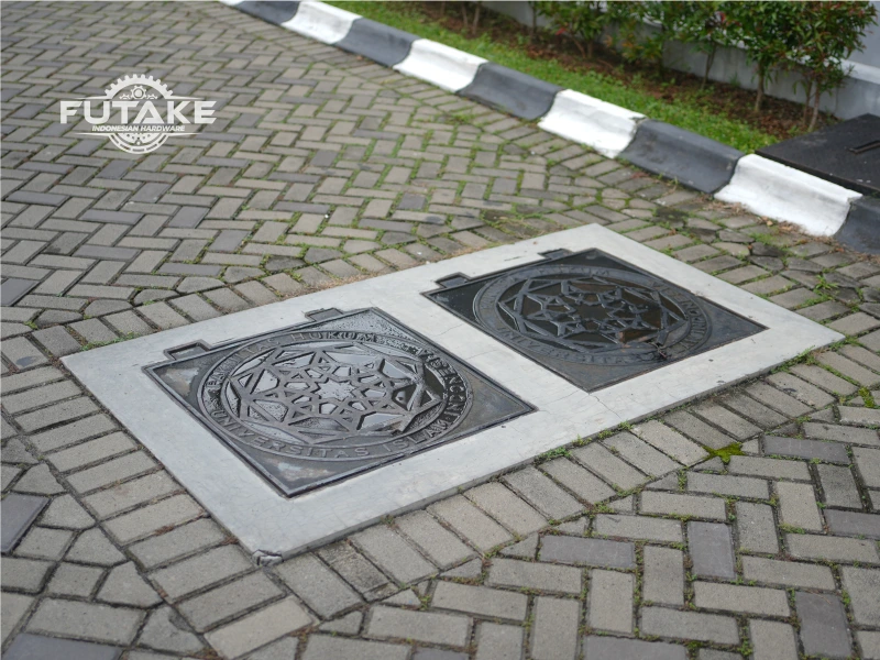 Rekomendasi Model Manhole Cover Custom untuk Trotoar dan Proyek Drainase